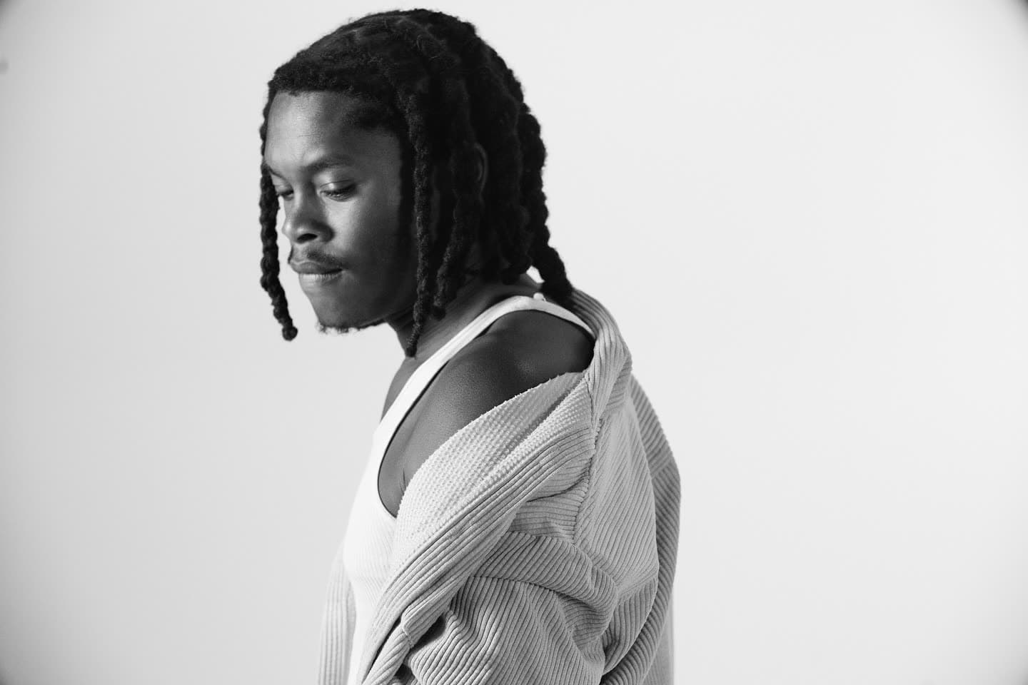 Black and white portrait of Jyou